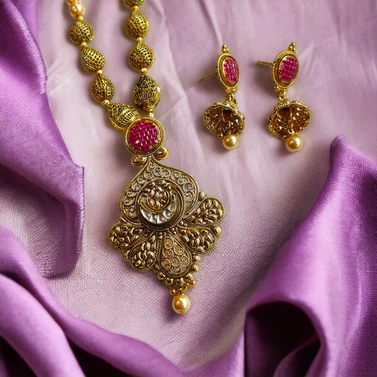 Gold Plated Traditional Indian Asian Pendant Necklace and Earring Set