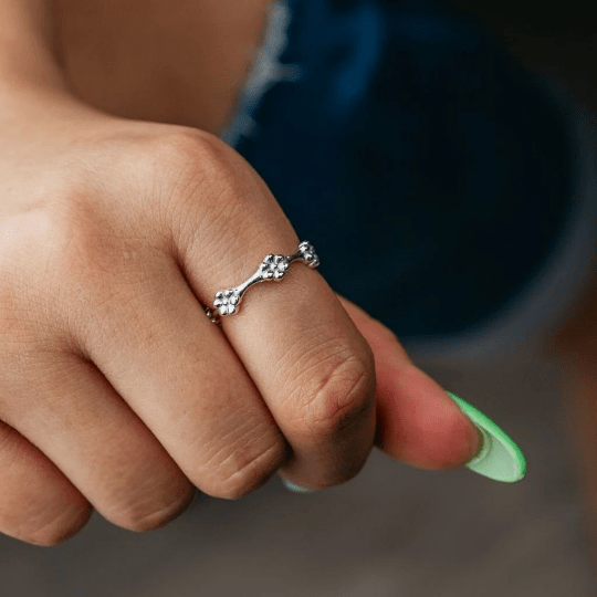 Pandora daisy 2025 ring silver
