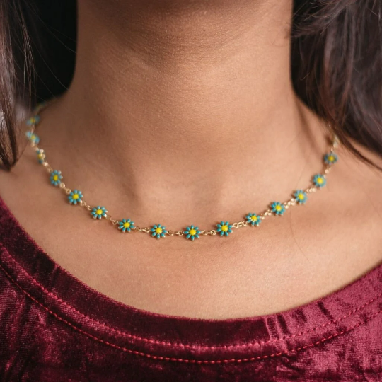Pura vida sales daisy choker