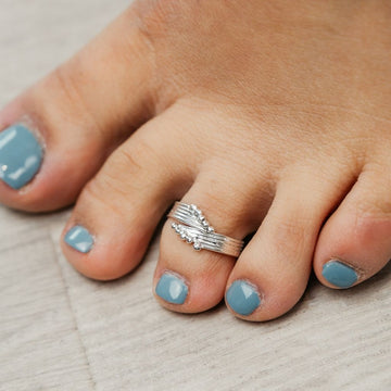 Aloha Toe Rings: Embracing Island Vibes for Your Feet