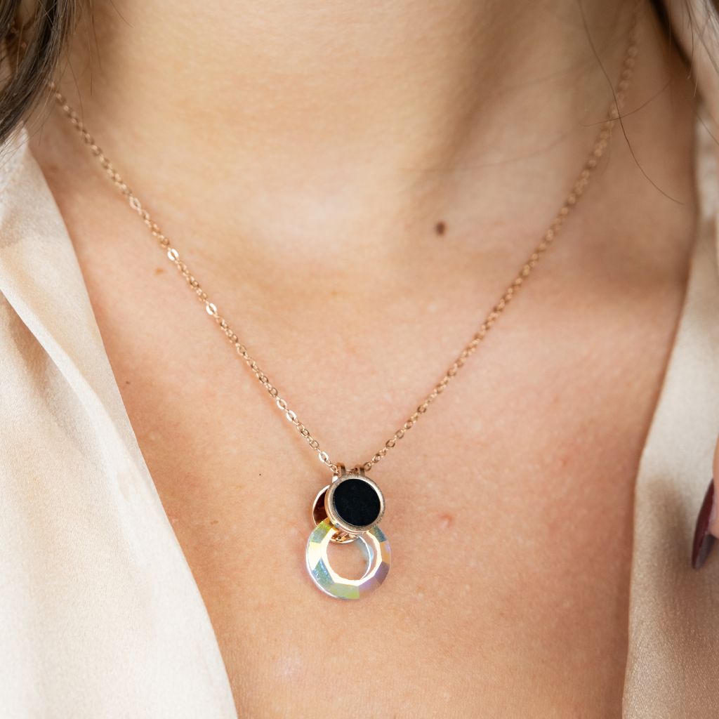 Round Disc Necklace - The Sleek Necklace That Goes with Everything (Seriously!)