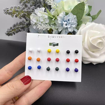 Little Stud Earrings – The Must-Have Jewelry Trend of 2026