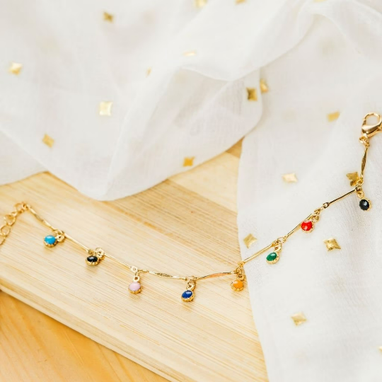 Mama Anklets: Fusion of Boho Charm and Sentimental Beauty