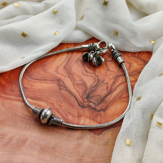 Make anklets your new obsession this Black Friday Sale