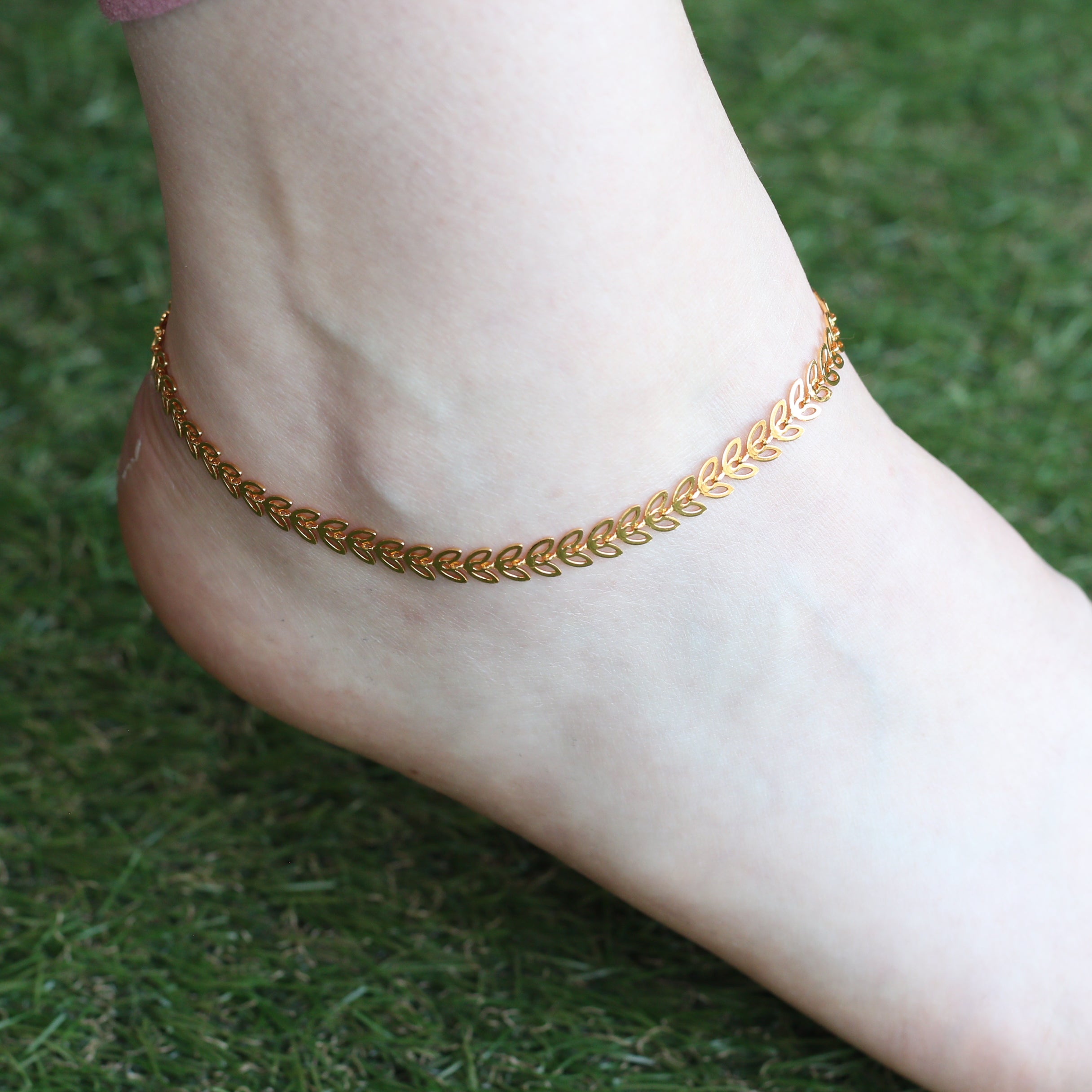 Golden Brass Leaf Minimalist Boho Thin Slim Foot Payal Anklet