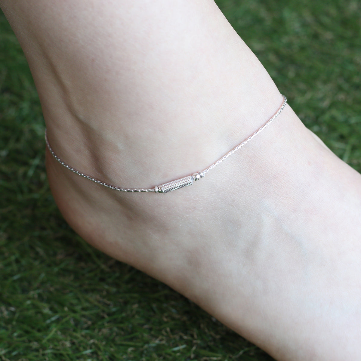Pure Silver Slim Minimalistic Indie Boho Silver Indian Payal Anklet — Boho Jewellery UK | The Colourful Aura