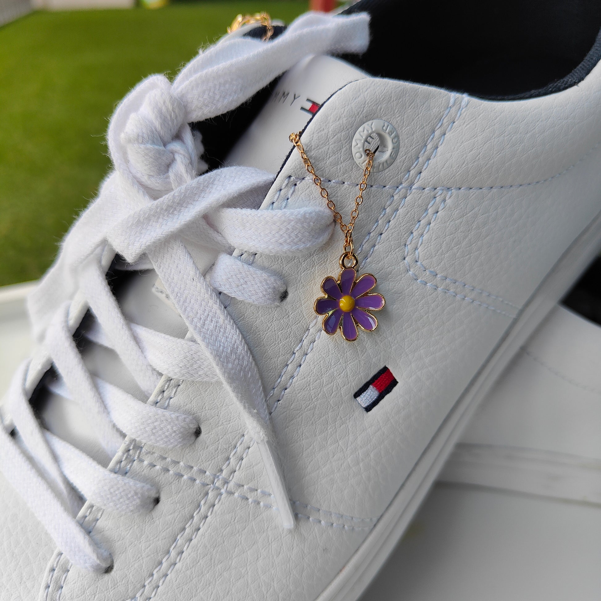 Daisy Sunflower Dangle Shoe Lace Sneaker Accessories Summer Floral Skate Charm