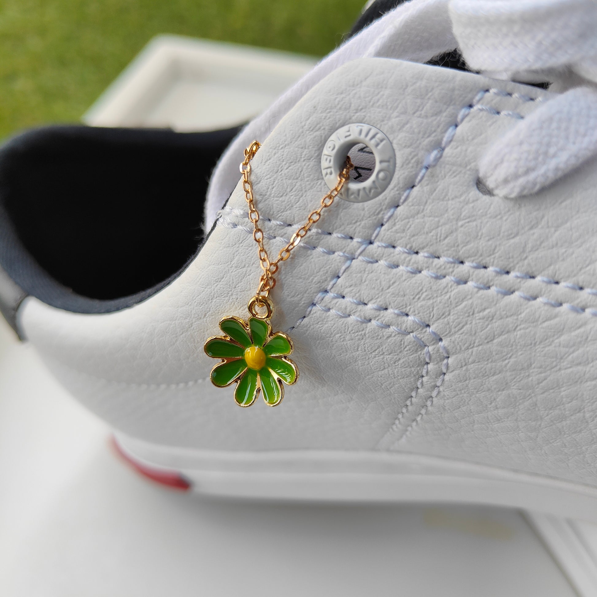 Daisy Sunflower Dangle Shoe Lace Sneaker Accessories Summer Floral Skate Charm