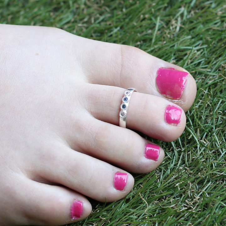 Pure Silver Blue Stone Bohemian Indian Bichiya Slim Toe Ring