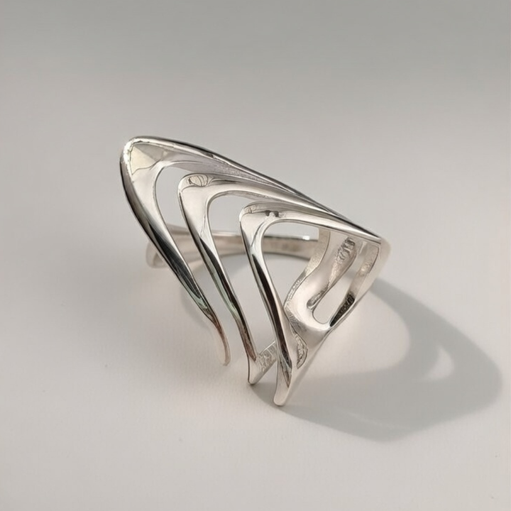 Abstract Wave Adjustable Statement Ring – The Colourful Aura