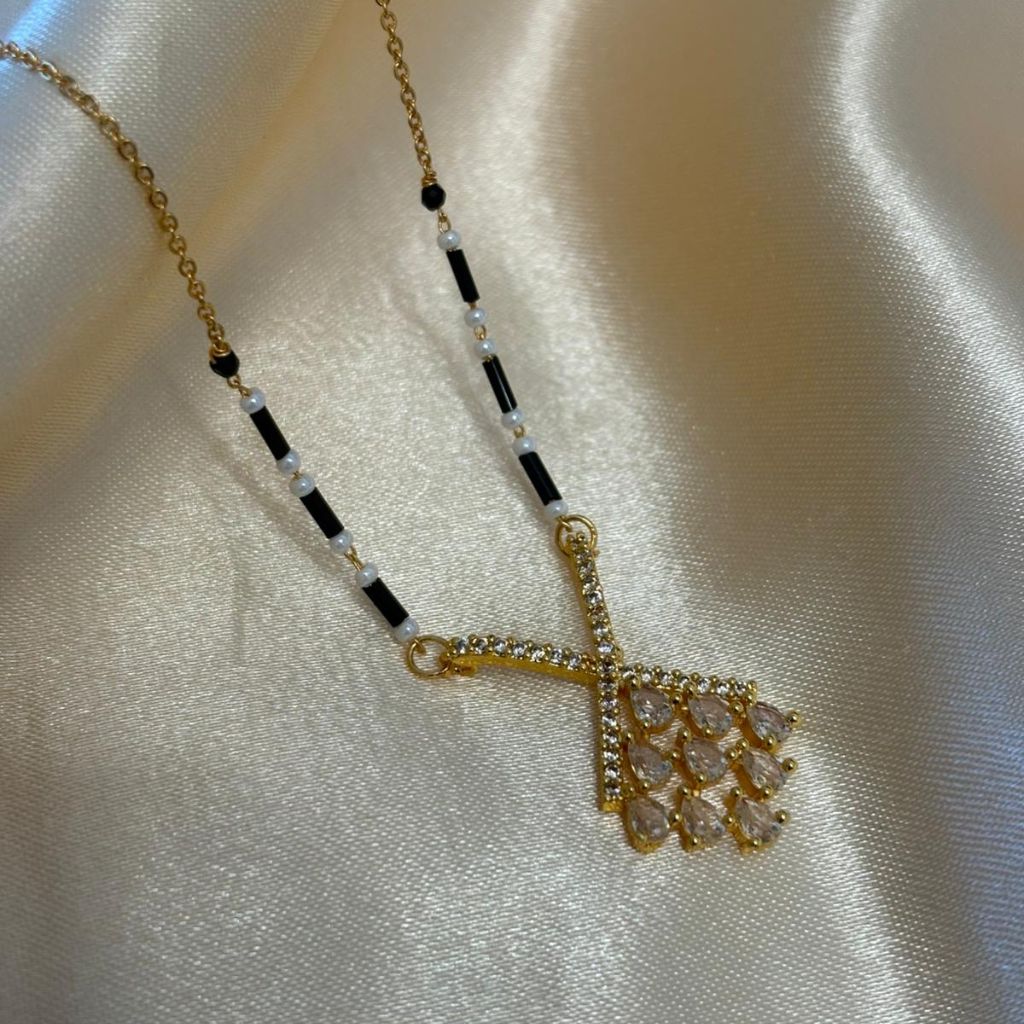 Elegant Pearl Drop Dokiya Mangalsutra Necklace – The Colourful Aura