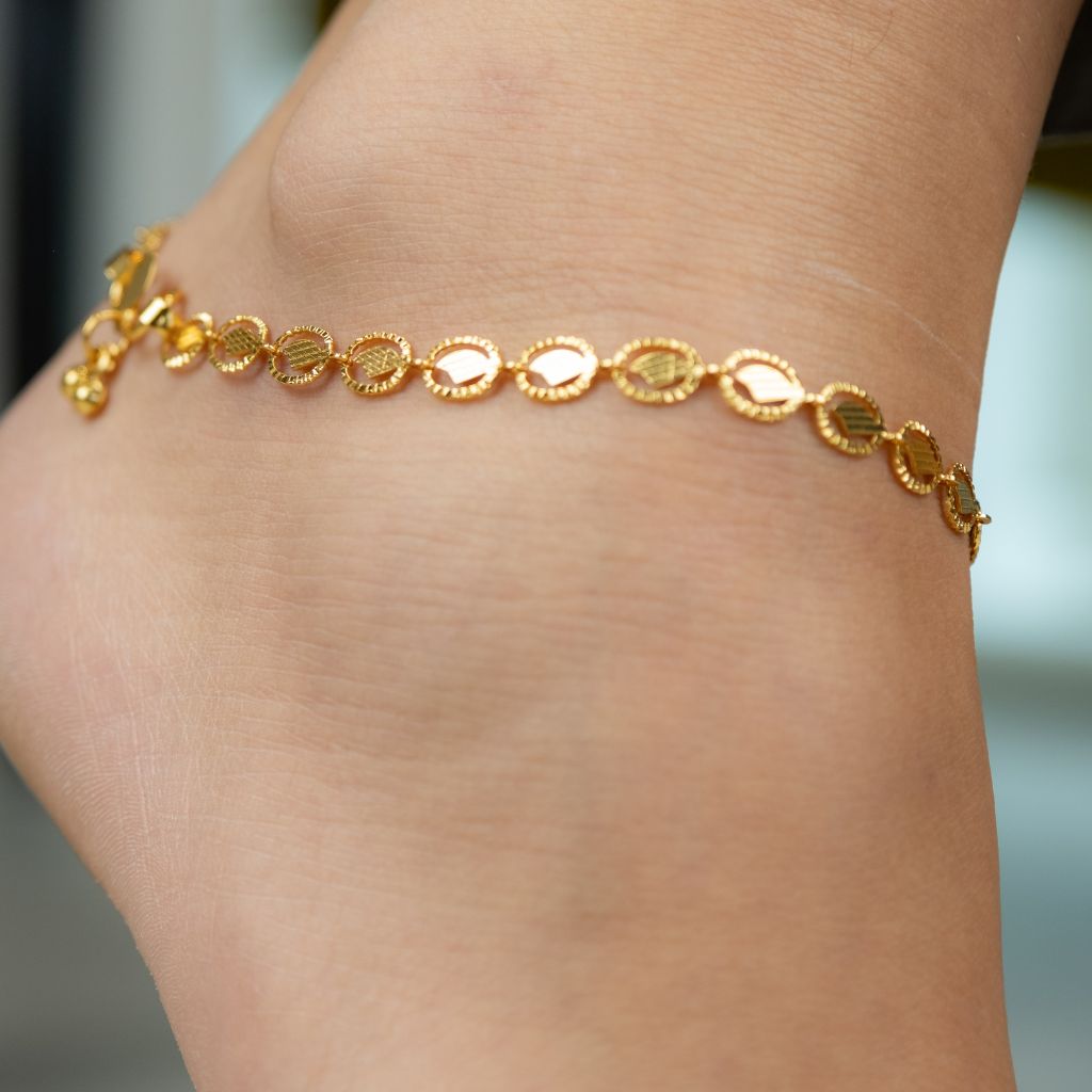 Golden Brass Oval Leaf Minimalist Boho Thin Slim Foot Payal Anklet — Boho Jewellery UK | The Colourful Aura