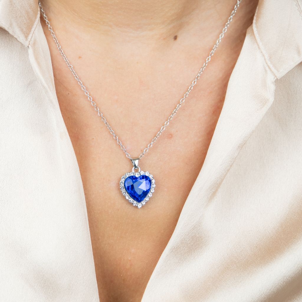 Titanic blue sapphire on sale heart pendant necklace