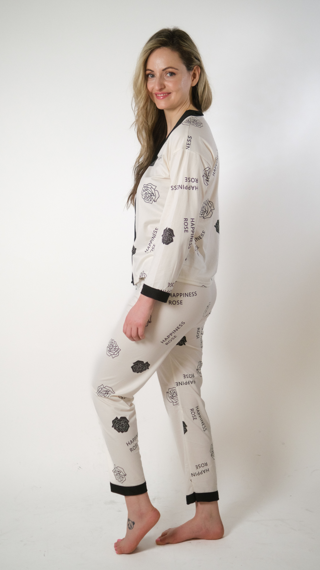 White Black Rose Print Full Sleeve Cotton nightwear women Pyjama Set