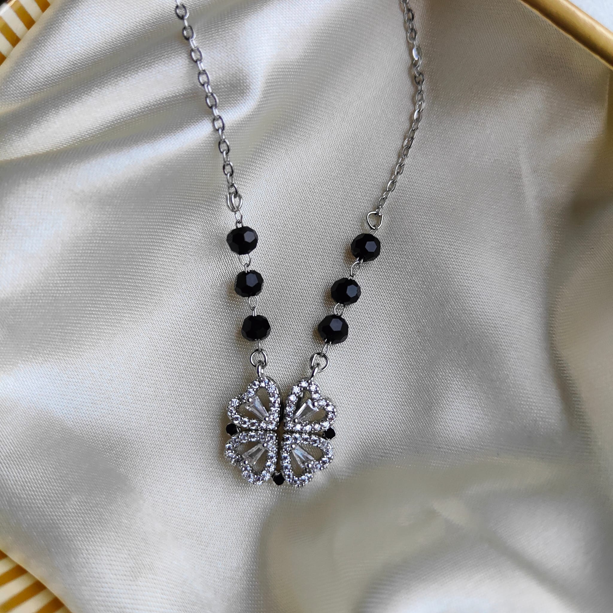 Four Heart Magnet Foldable Zircon Mangalsutra Pendant Necklace