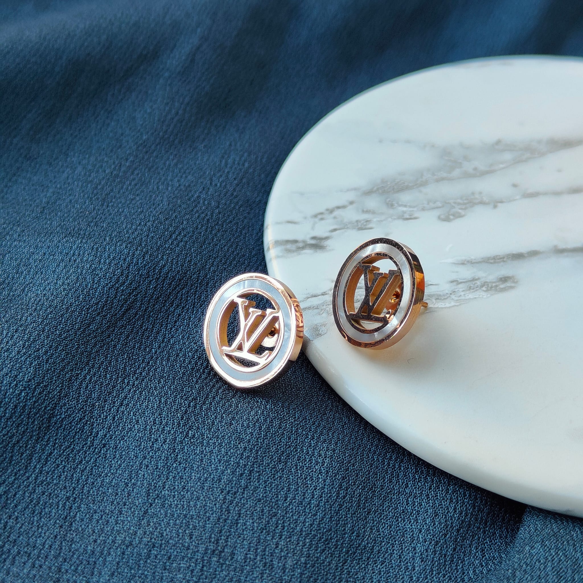 Large Round Elegant Rose Gold Plated Stud Earrings