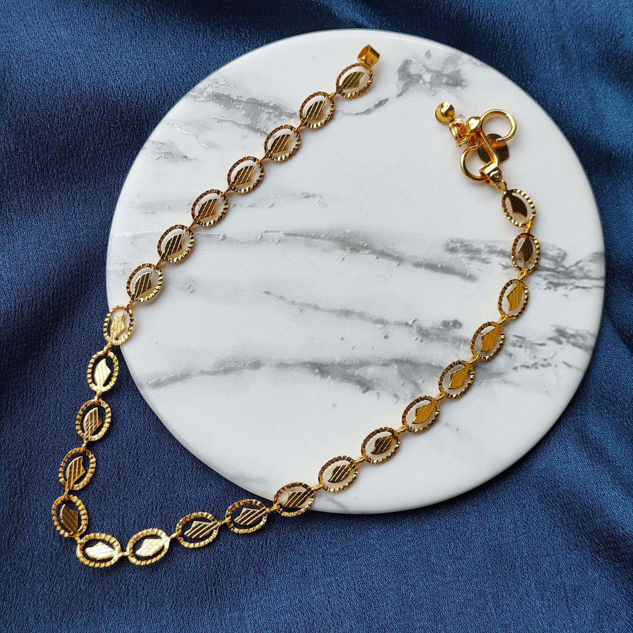 Golden Brass Oval Leaf Minimalist Boho Thin Slim Foot Payal Anklet (Close-up Detail) | The Colourful Aura