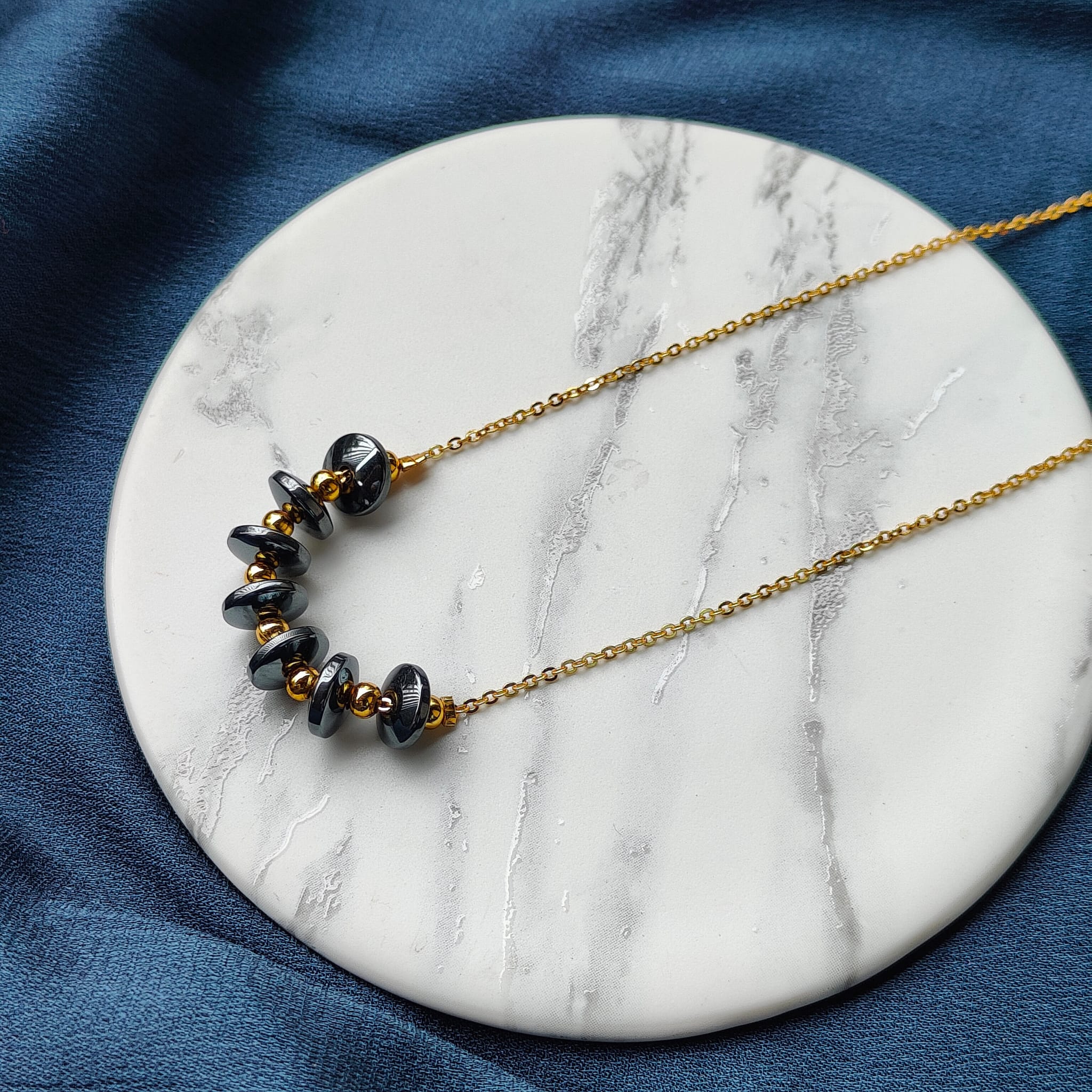 Black Round Disc Pearl Simple Long Elegant Pendant Necklace