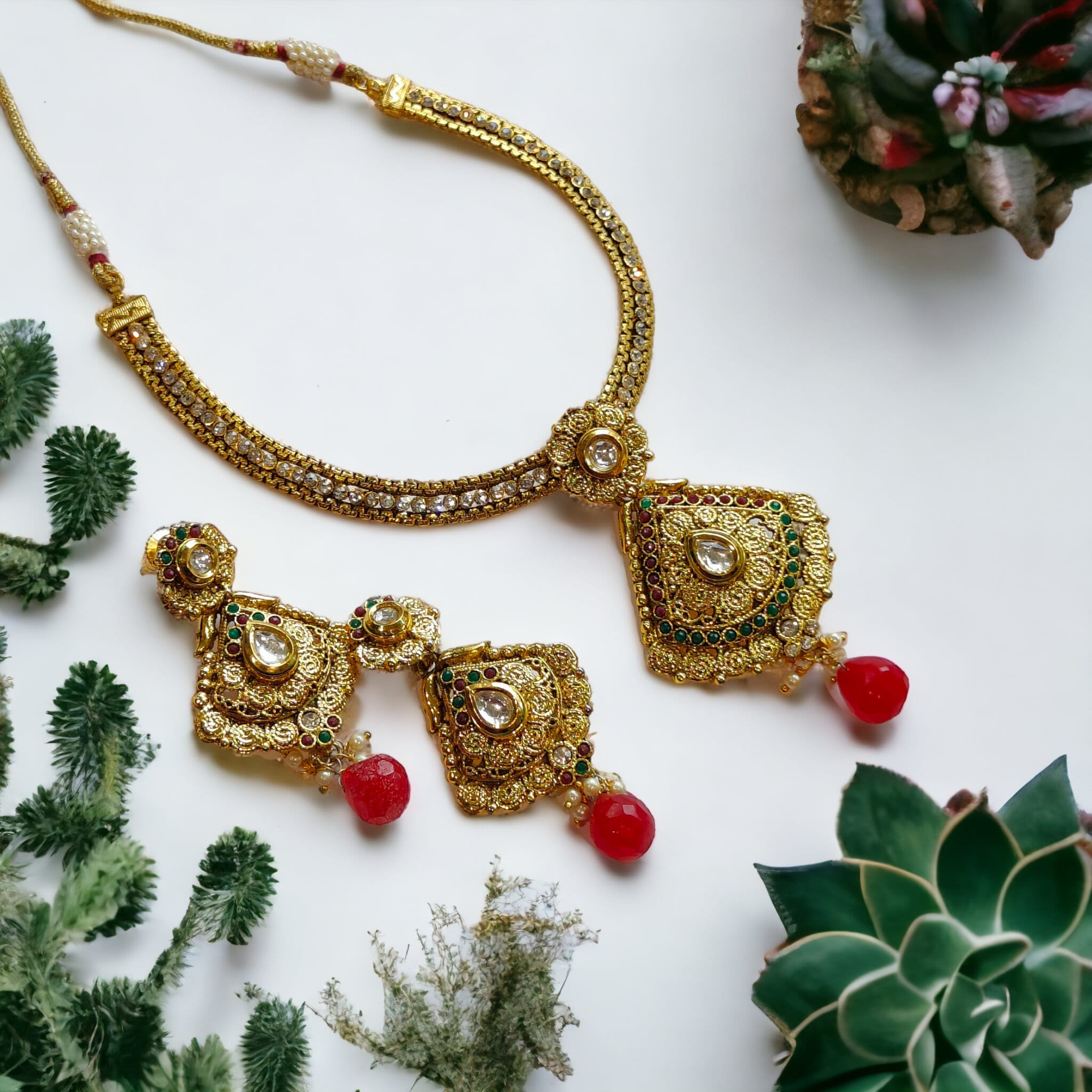 Asian gold hot sale necklace sets