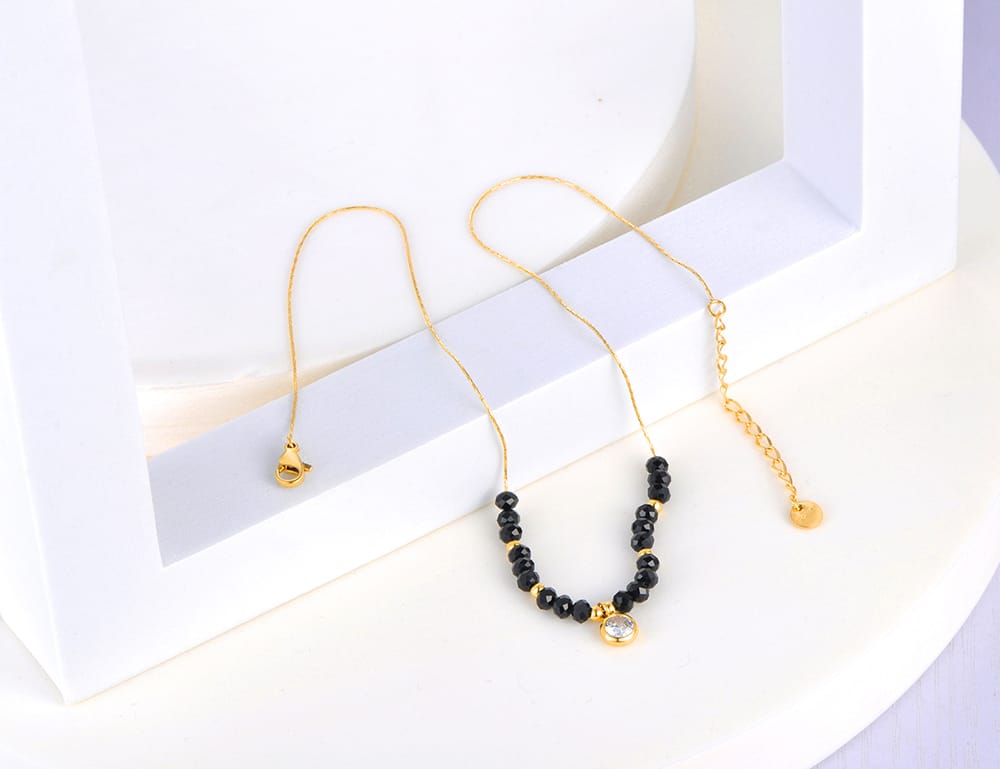 Black Crystal Round Zircon Charm Minimalistic Mangalsutra Pendent Necklace