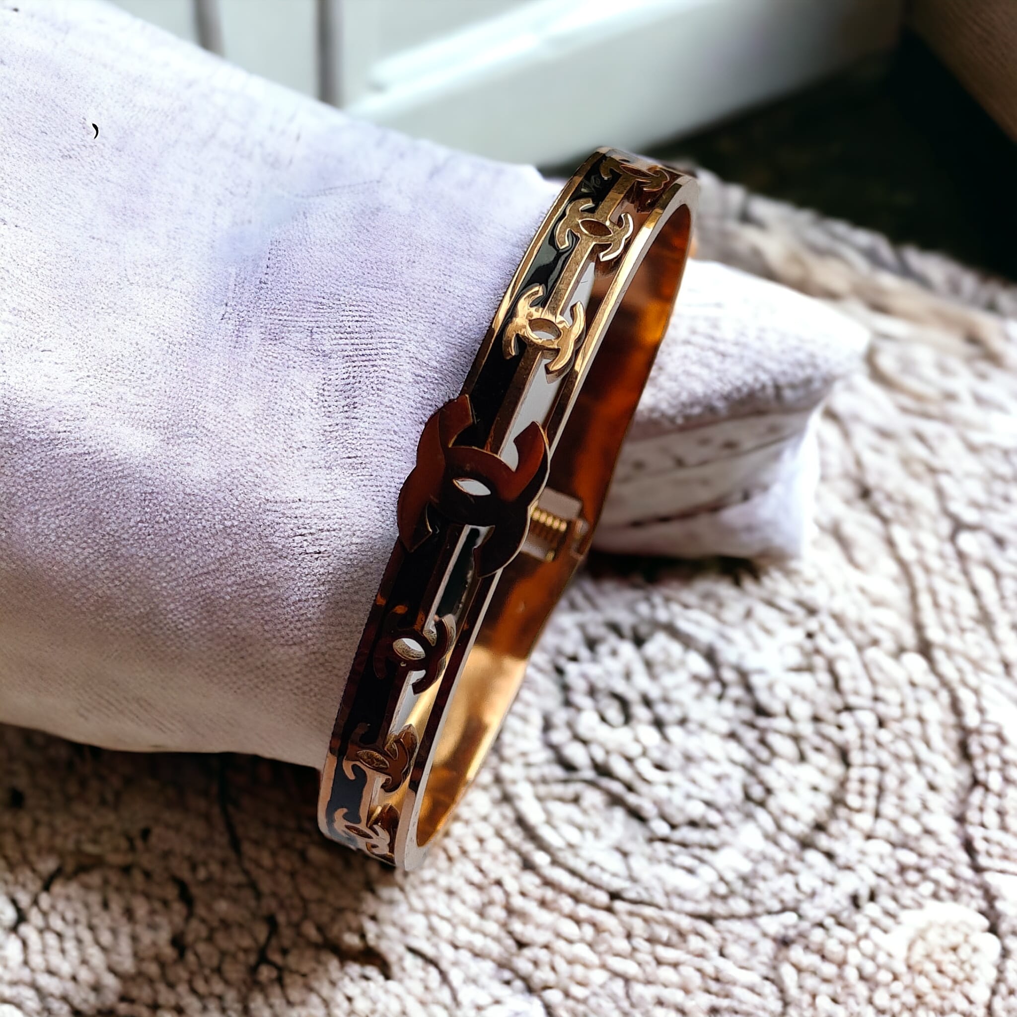 Rose Gold Slim Band Cuff Magnetic Bangle Bracelet