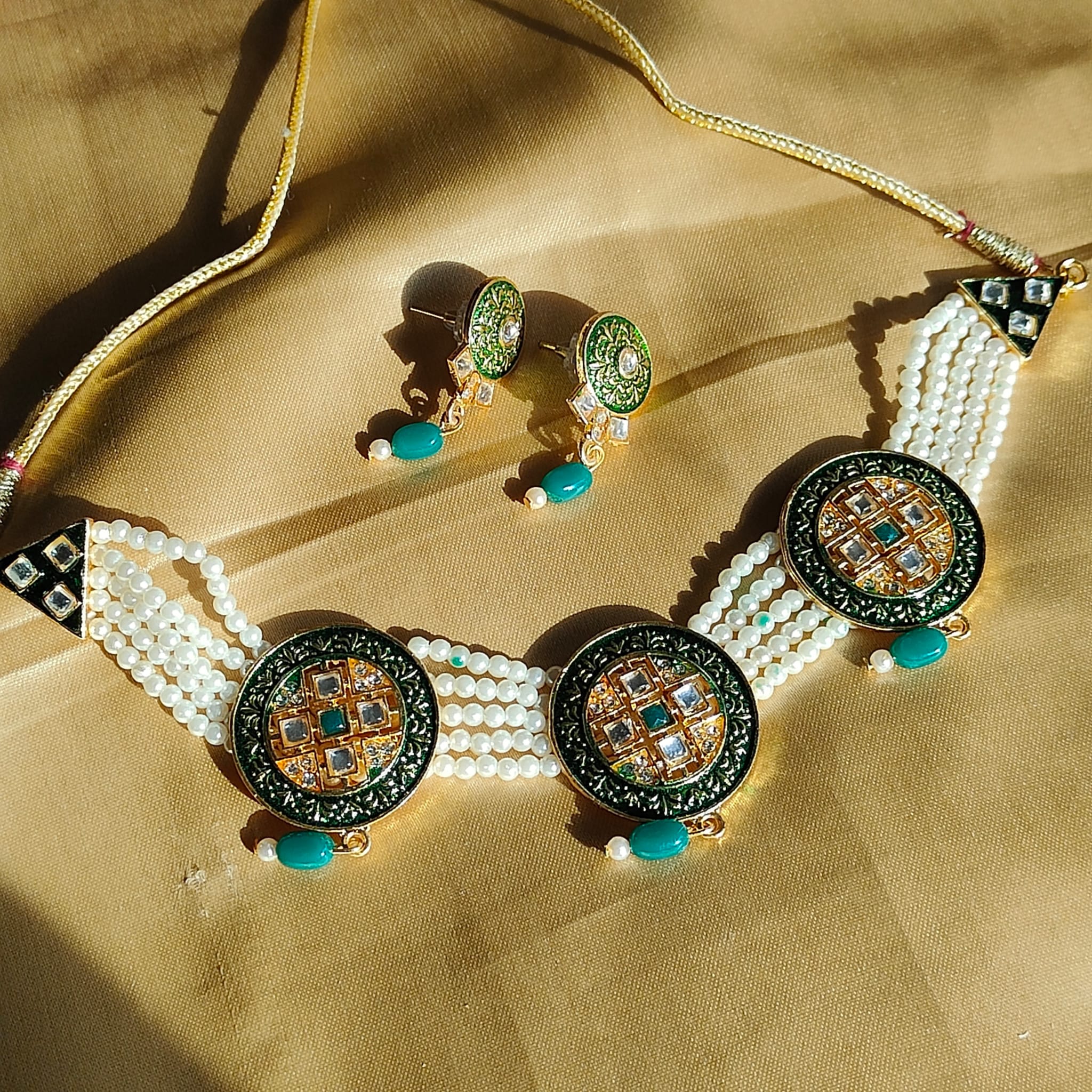 Ethnic White Pearl Stone Victorian Bridal Diana Choker Set