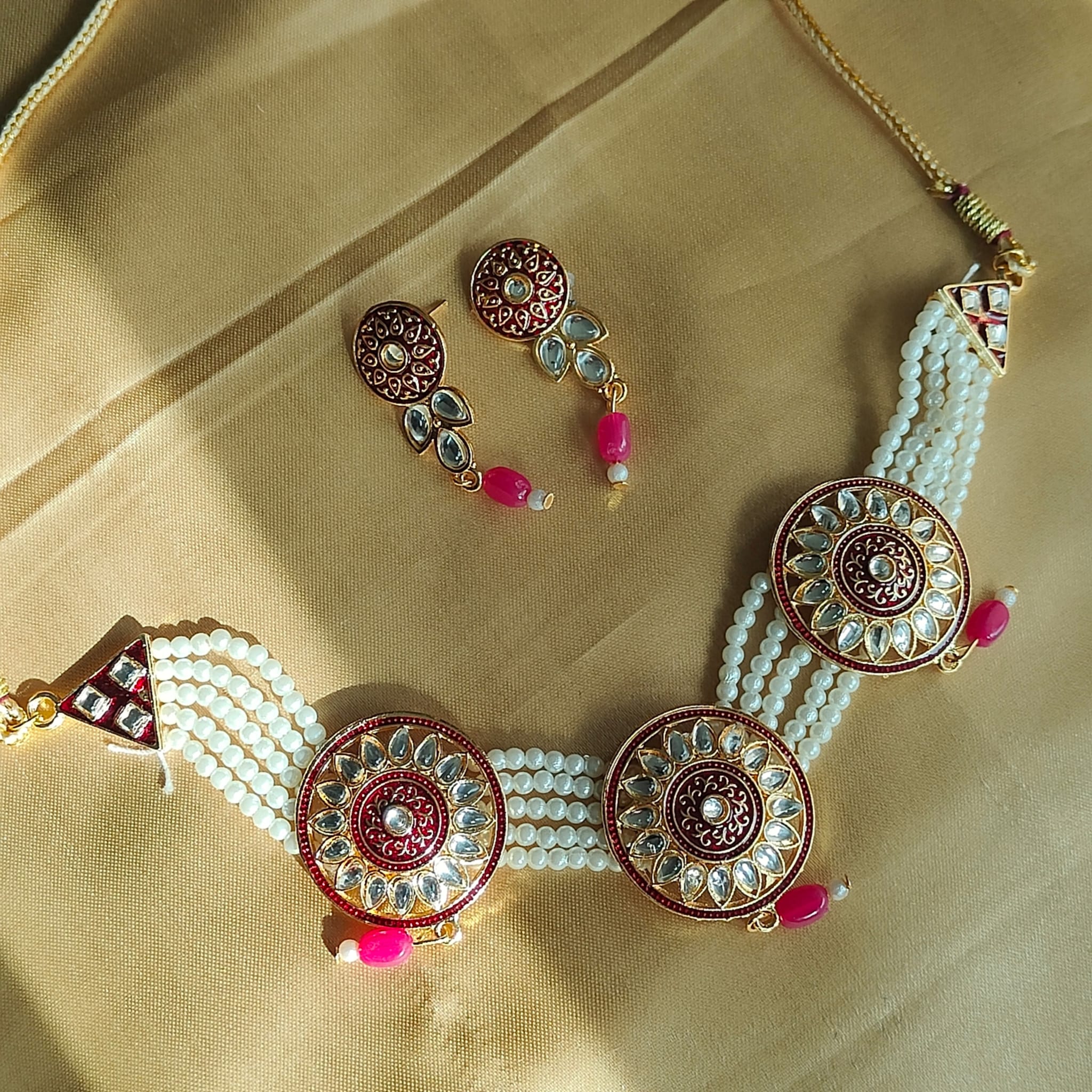 Red Round Kundan Ethnic Pearl Bridal Victorian Choker Set