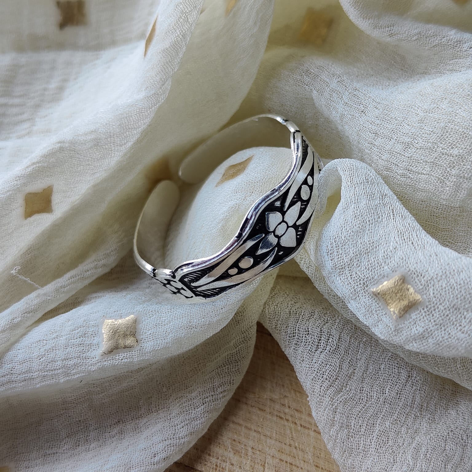Black Silver Hippie Floral Midi Band Tribal Thumb Ring
