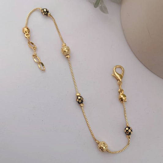 Black Golden Ball Slim Thread Minimal Bracelet