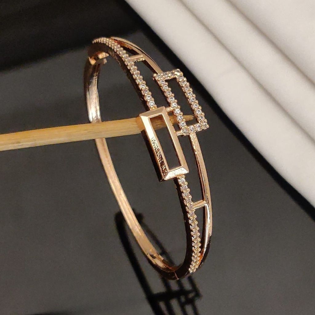 Brass Zircon Rectangle Luxury Wrist Bangle Bracelet