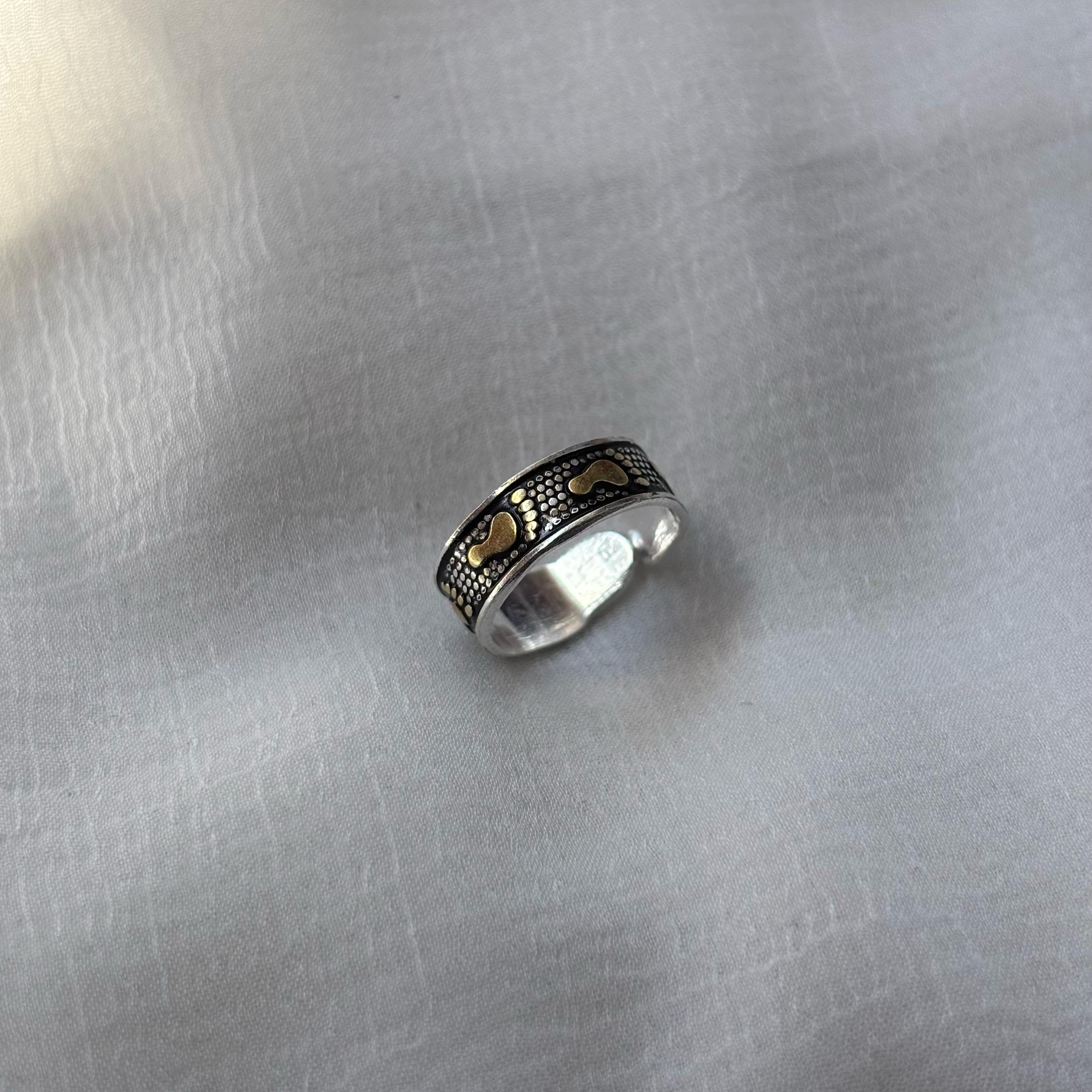 Black Footsteps Bohemian Midi Beach Stacking Band Toe Ring
