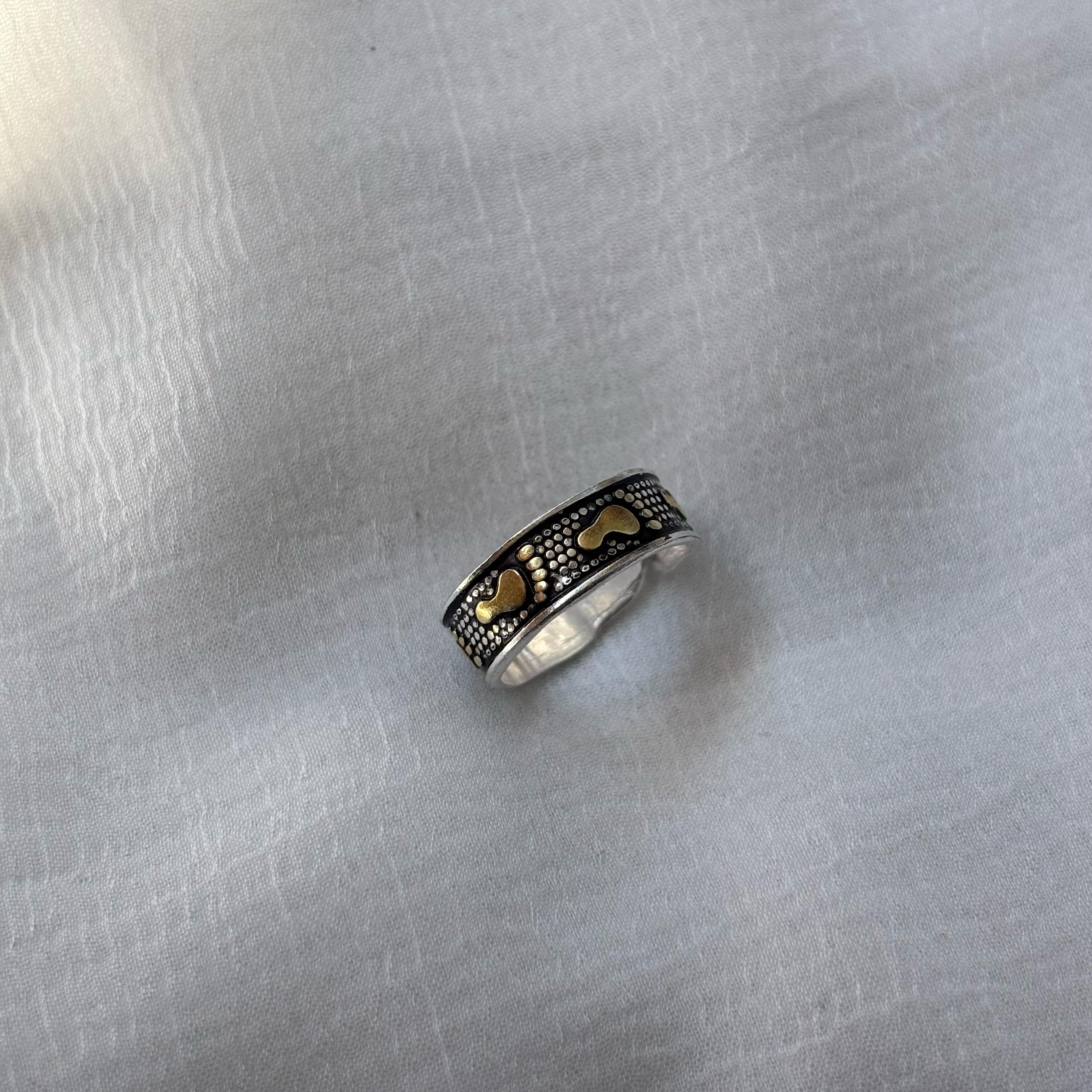 Black Footsteps Bohemian Midi Beach Stacking Band Toe Ring