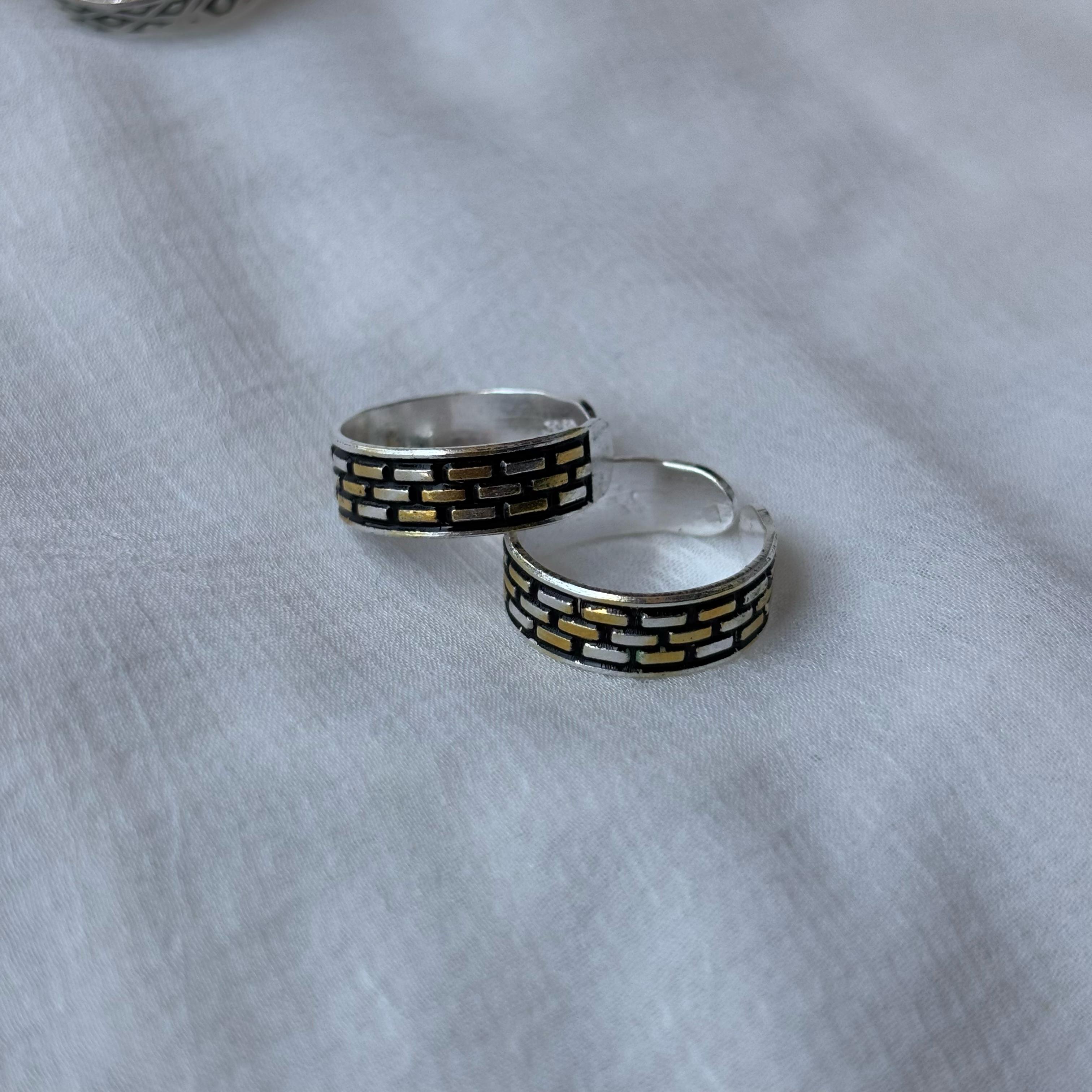 Black Bohemian Midi Beach Stacking Band Toe Ring