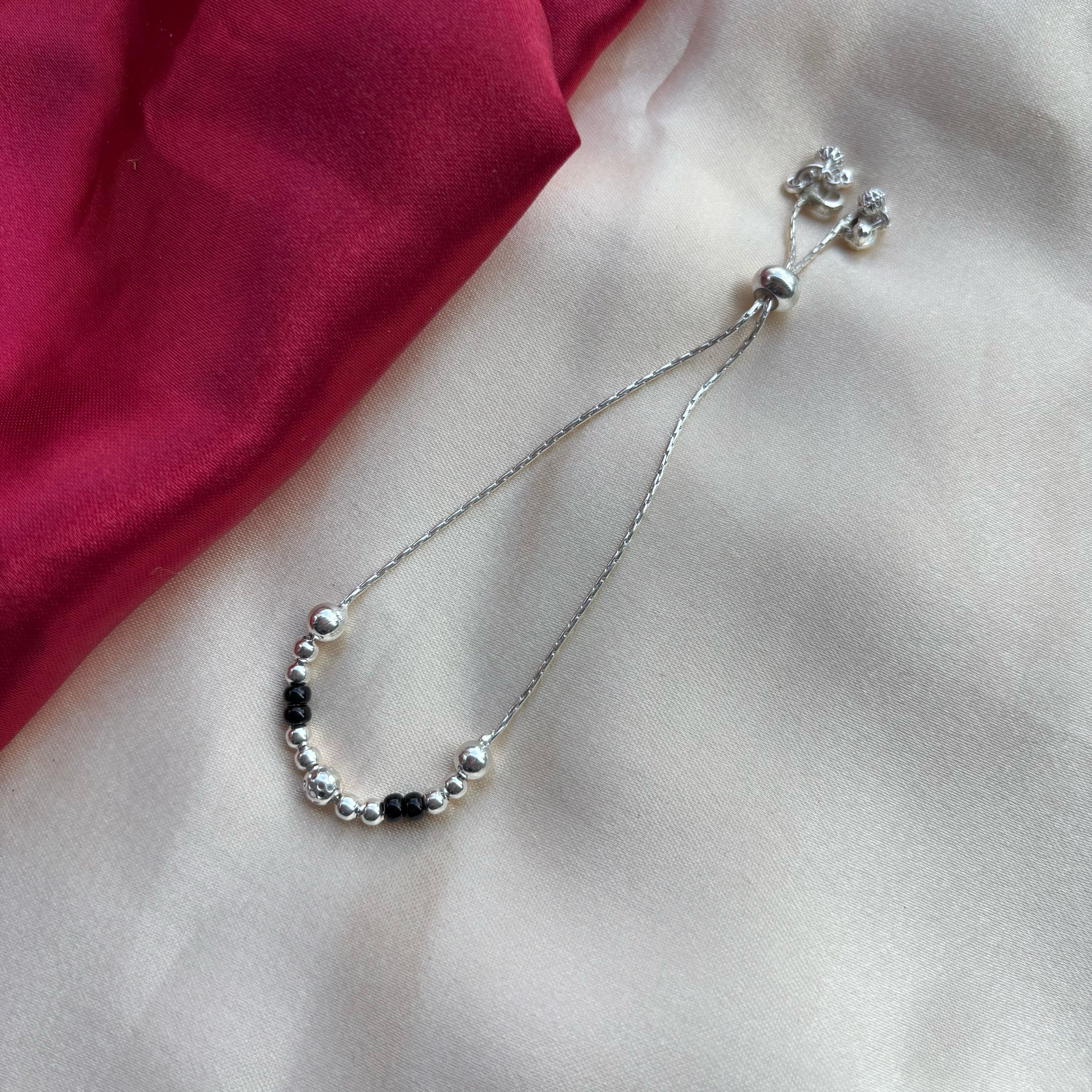 Pure Silver Black Beaded Slim Sliding Adjustable Nazaria  Bracelet