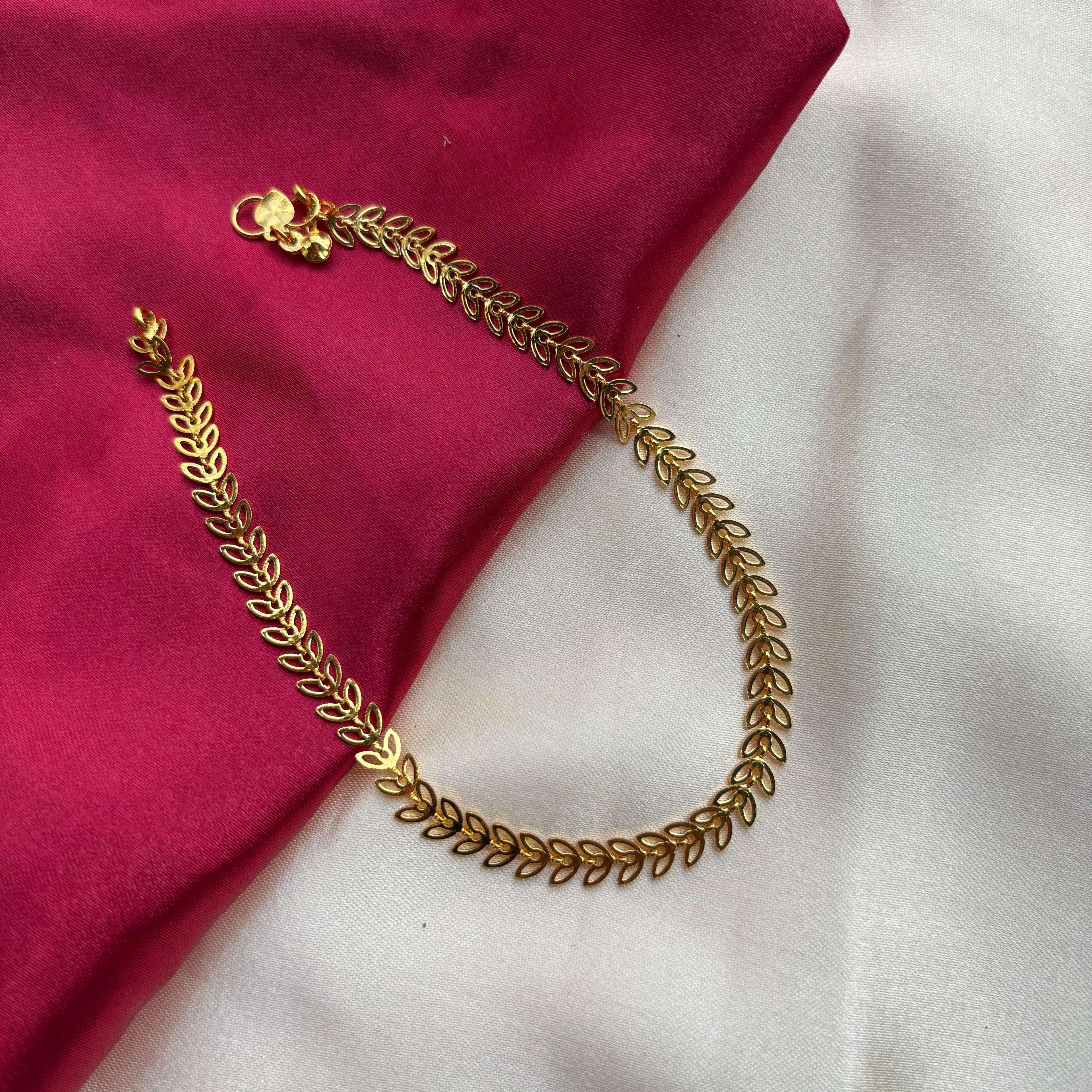 Golden Brass Leaf Minimalist Boho Thin Slim Foot Payal Anklet
