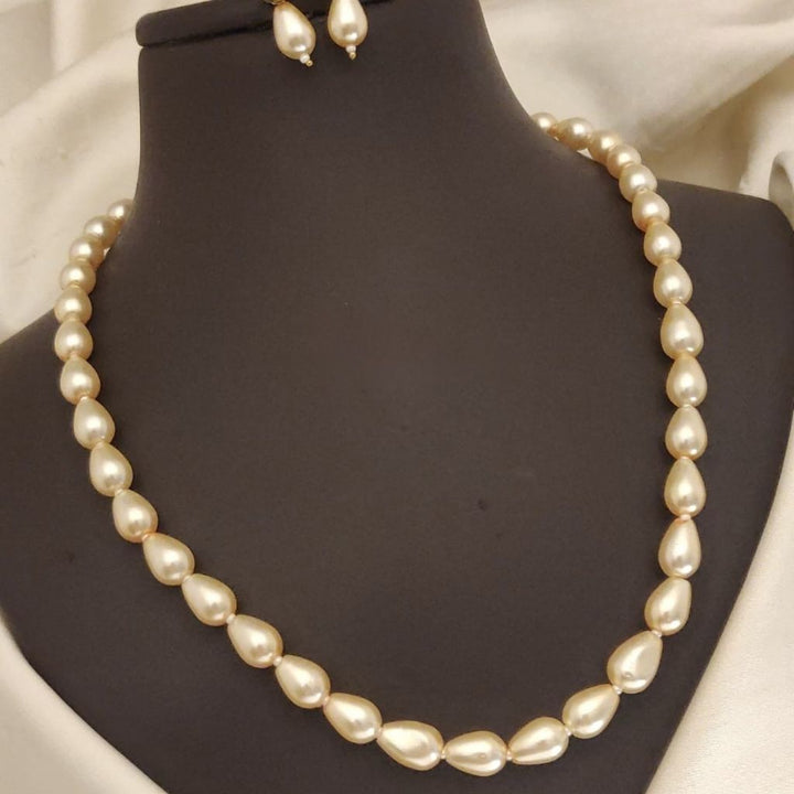 Golden Oval Shape Classic Diana Wedding Pearl Necklace and Earring Set