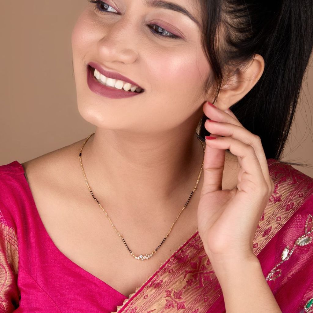 Micro Delicate Floral Dokiya Mangalsutra Necklace– Everyday Elegance