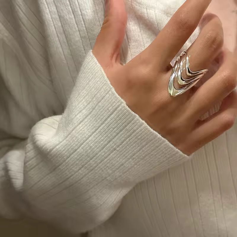 Abstract Wave Adjustable Statement Ring – The Colourful Aura