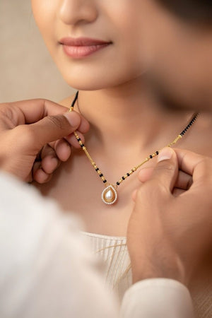 Oval Solitaire Charm Black Beaded 18ct Gold Plated Mangalsutra Necklace — Boho Jewellery UK | The Colourful Aura