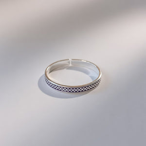 925 Silver Band Boho Slim Purple Thumb Midi Band Toe Ring – The Colourful Aura