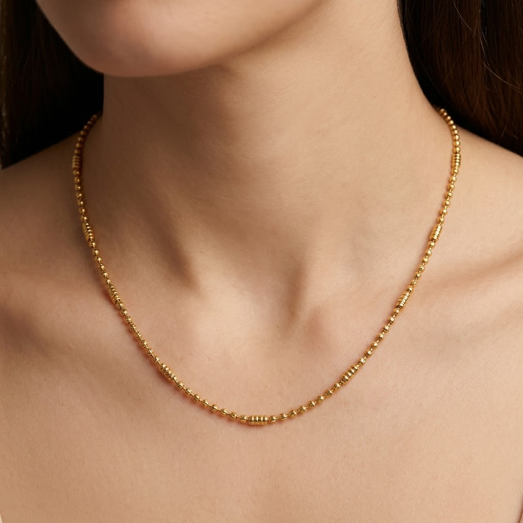 Graduated Gold Ball Bead Chain Necklace (Close-up Detail) | The Colourful Aura