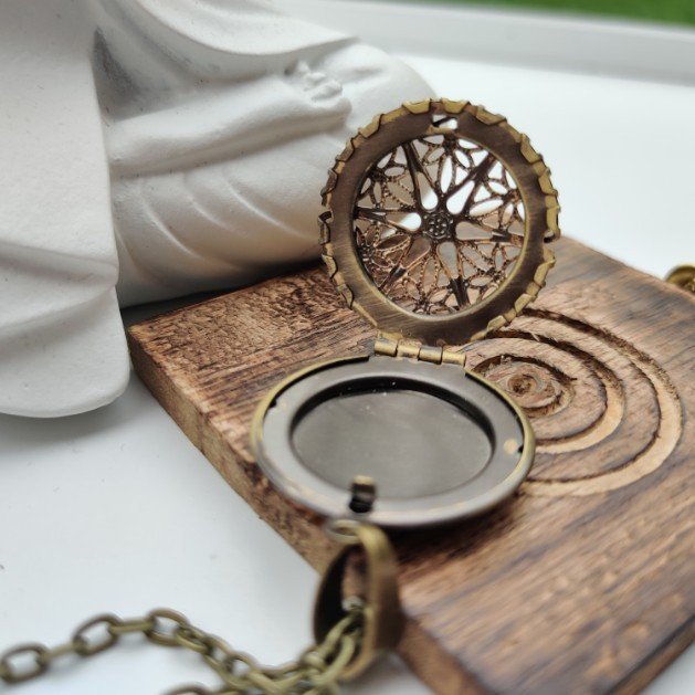 Personalized Photo Album Locket, Personalized Necklace Jewelry, Miss You gift, Vintage Personal Photo Pendant, Gifts for Mom, Picture Locket