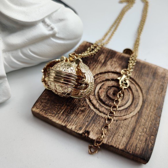 Personalized Photo Locket, Family Album Necklace Jewelry, Miss You gift, Vintage Personal Photo Pendant, Gifts for Mom, Picture Locket