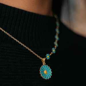 Half Turquoise Flower Charms Choker Summer Indie Boho Daisy Floral Necklace (Close-up Detail) | The Colourful Aura