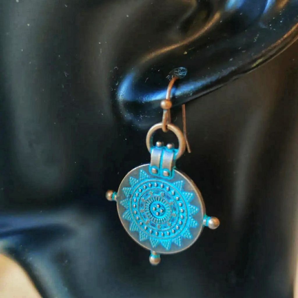 Vintage India Ethnic Engraved Retro Compass Engraved Dangle Drop Hook Earring