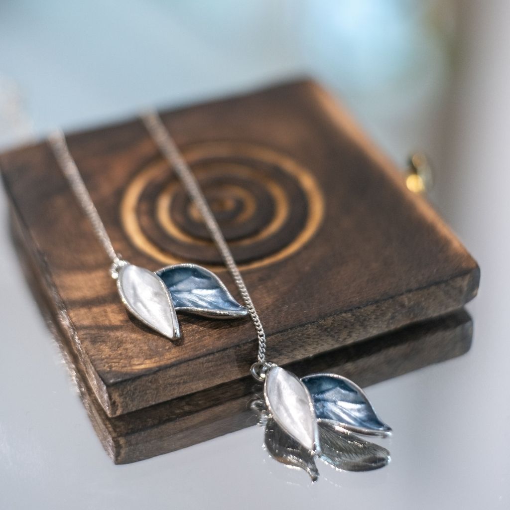 Elegant Grey White Long Leaf Drop Tassel Chain Marble Texture Earrings