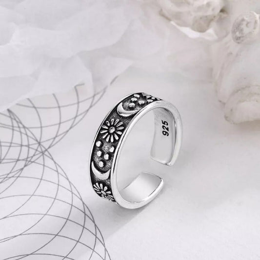 Elegant Cuff Thick Ring