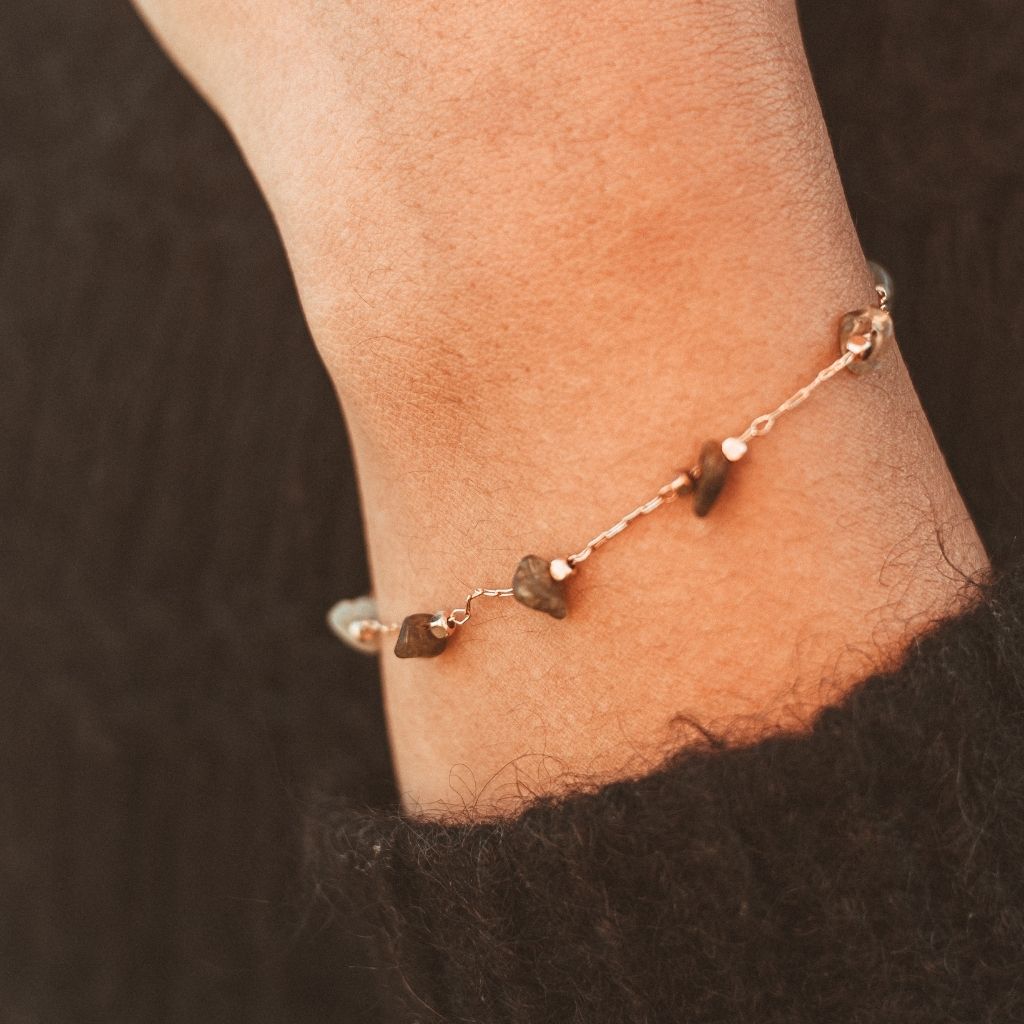 Gold Crystal Quartz Minimalist Healing Choker Dainty Necklace