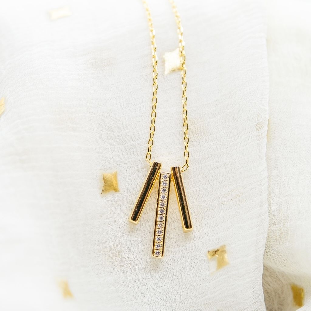 Sterling Silver Geometric Three Zircon Bar Drop Pendant Necklace