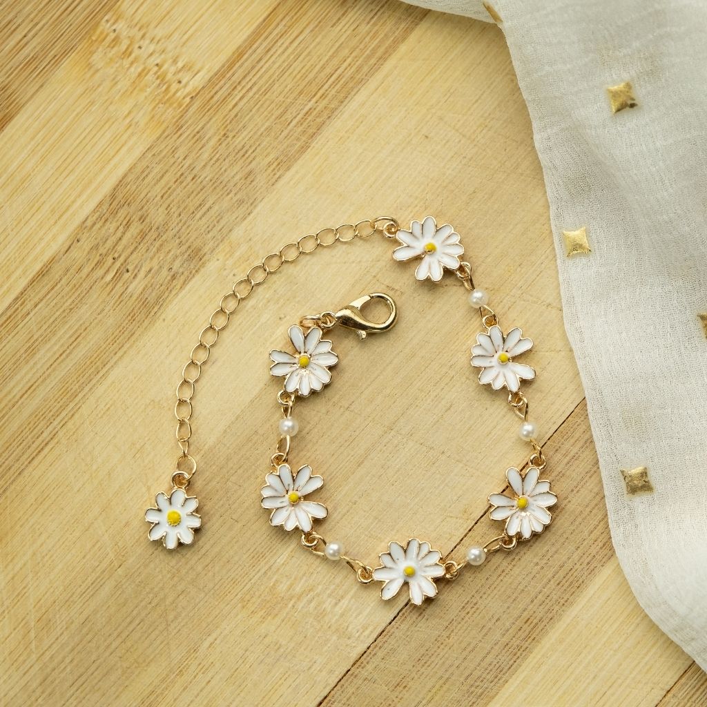Korean New Sweet Daisy Flower Bracelet For Women Colorful Crystal Beaded  Elastic Rope Bracelets Girl Party Wedding Jewelry Gifts - AliExpress